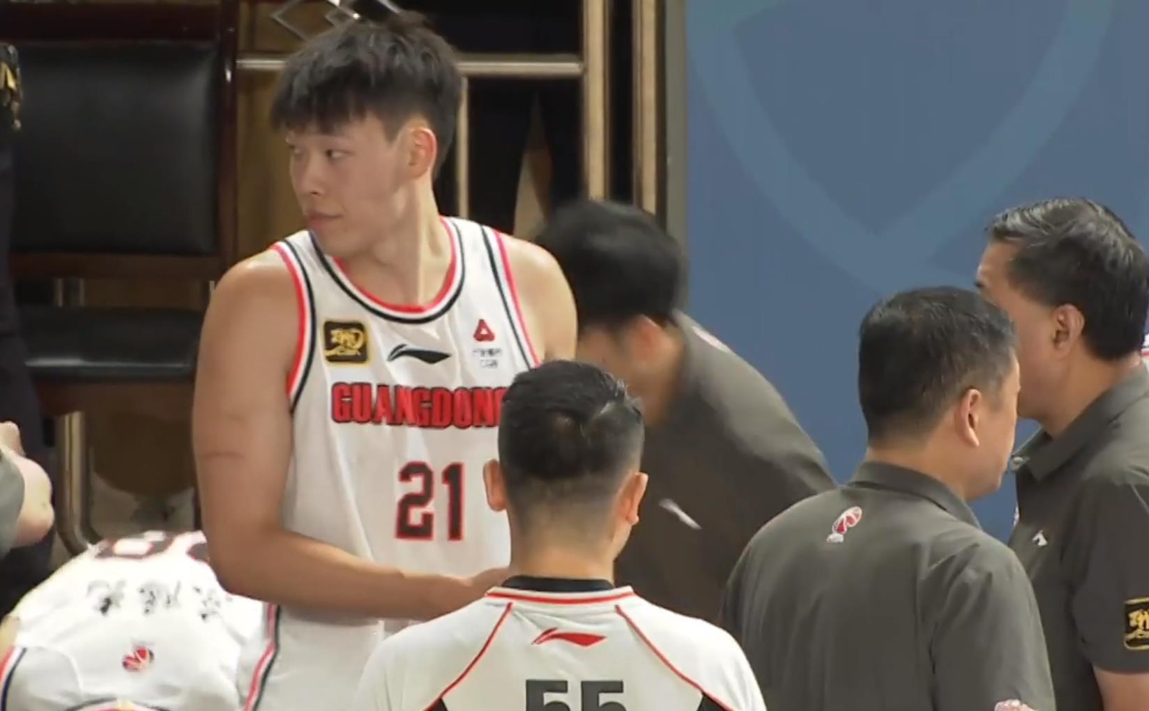 队继易建联 队继易建联