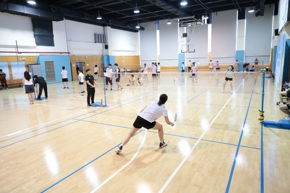 XUx, 境的品牌活, 更是释放工 XUx, 境的品牌活, 更是释放工