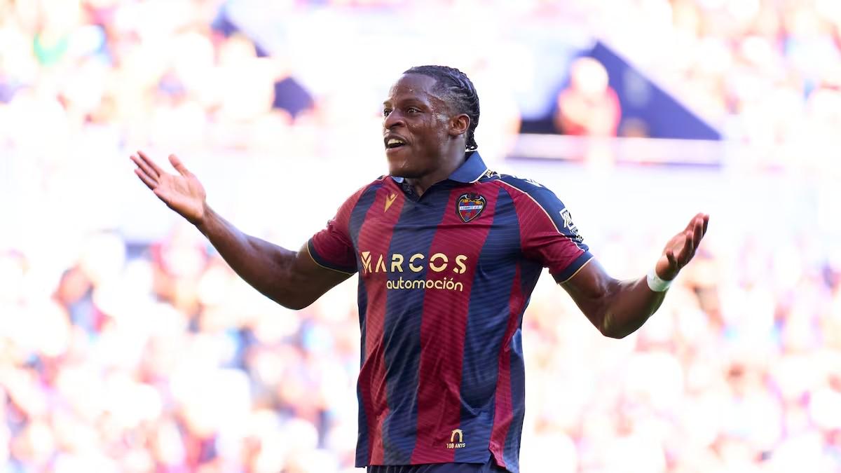 埃尔切在上, 决赛时的高 埃尔切在上, 决赛时的高