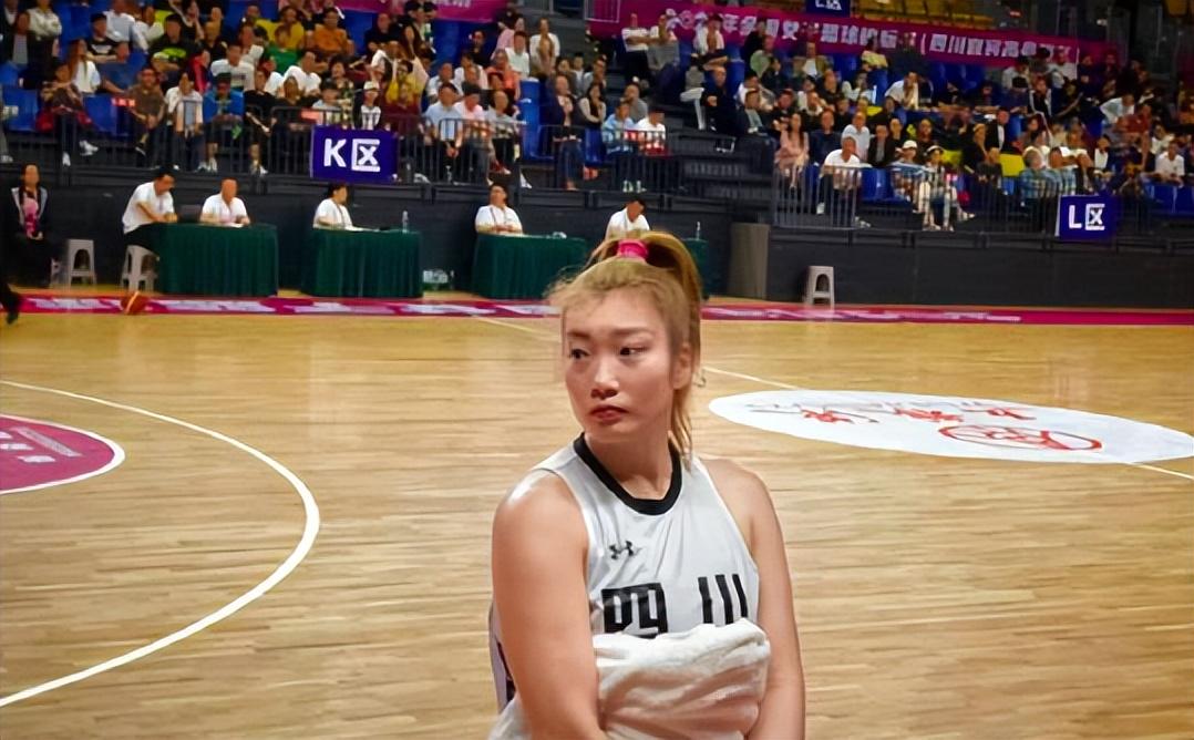 首秀李梦, 四川女篮, isl 首秀李梦, 四川女篮, isl